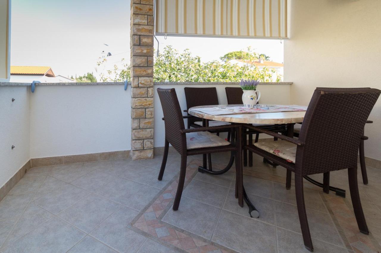 פריבלאקה Kristi Apartment Complex Near The Sandy Beach - By Ta Leut Agency מראה חיצוני תמונה